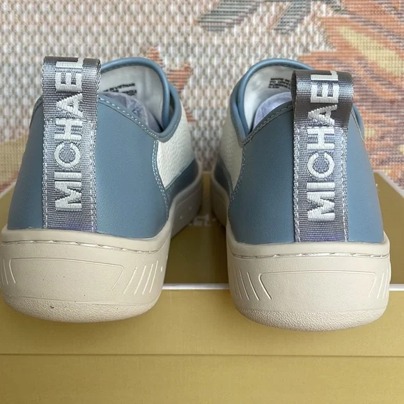 MICHAEL KORS SHEA LACE UP
FAUX LEATHER
49F3SHFS1L
PALE BLUE 
NEW - Picture 11 of 16